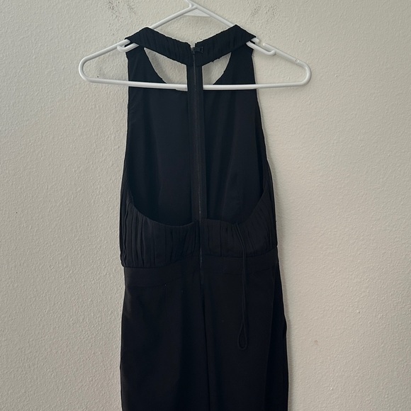 Elegant Black Halter Jumpsuit - Picture 5 of 5